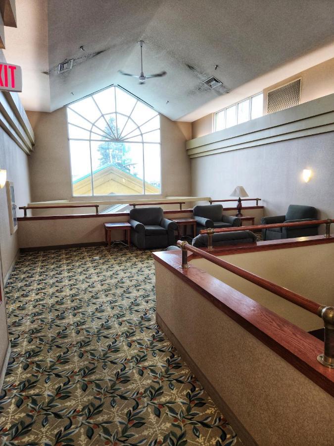 La Quinta By Wyndham College Avenue Appleton