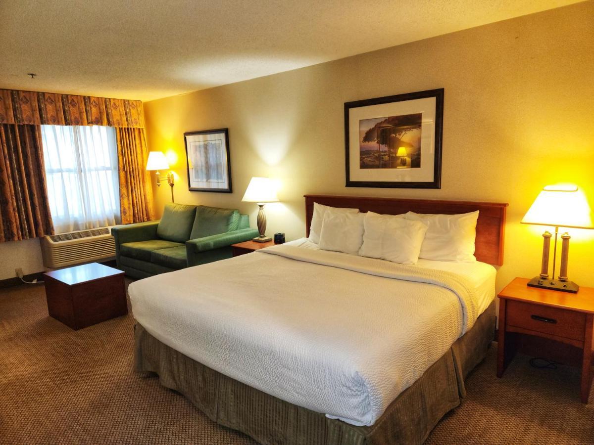 La Quinta By Wyndham College Avenue Hotel Appleton