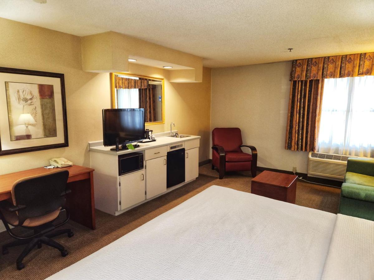 Hotel La Quinta By Wyndham College Avenue 3*