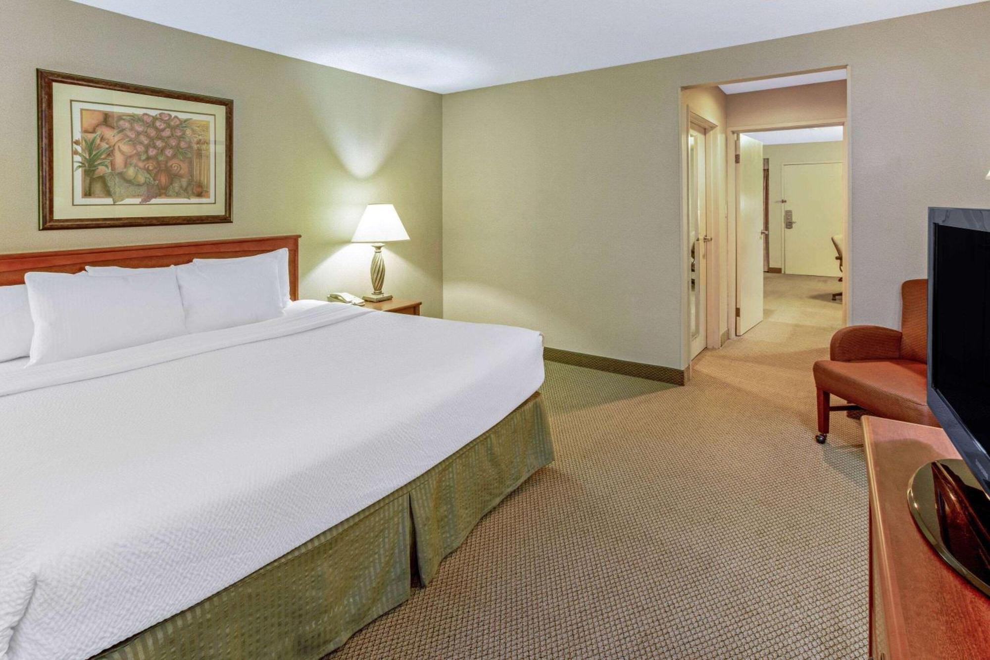 Hotel La Quinta By Wyndham College Avenue